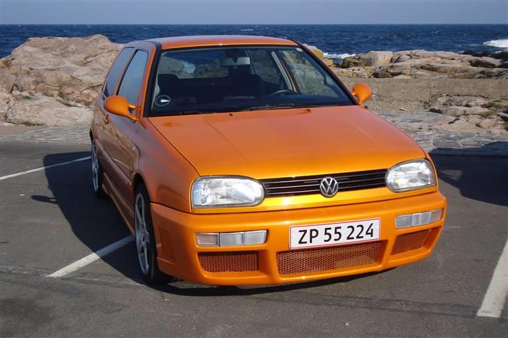 VW  Golf 3 1.4 Total skadet! - Golf 3 billede 1