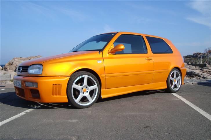 VW  Golf 3 1.4 Total skadet! - Golf 3 billede 2