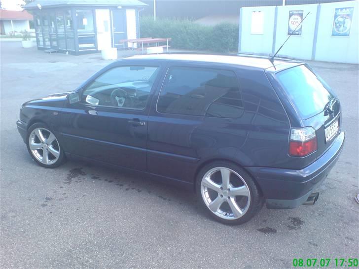 VW Golf III 1,8 3d SOLGT billede 2