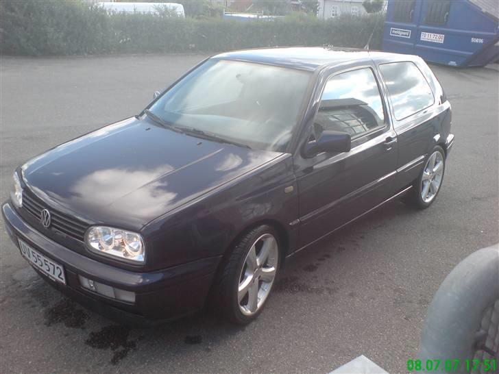 VW Golf III 1,8 3d SOLGT billede 4