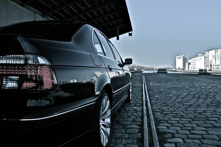 BMW 523i, e39 "SOLGT" billede 5