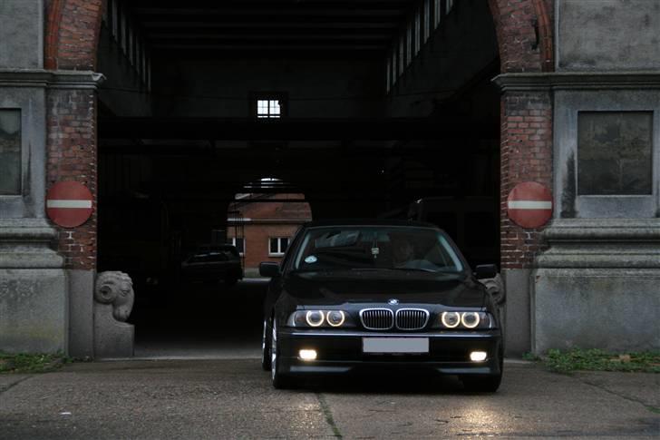 BMW 523i, e39 "SOLGT" billede 11