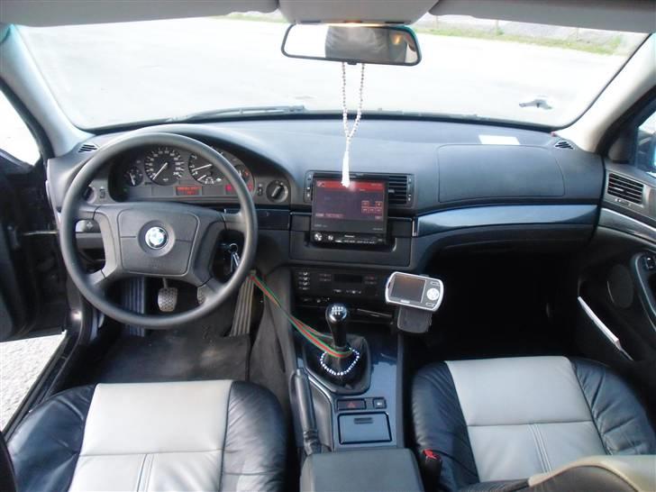 BMW 523i, e39 "SOLGT" billede 15