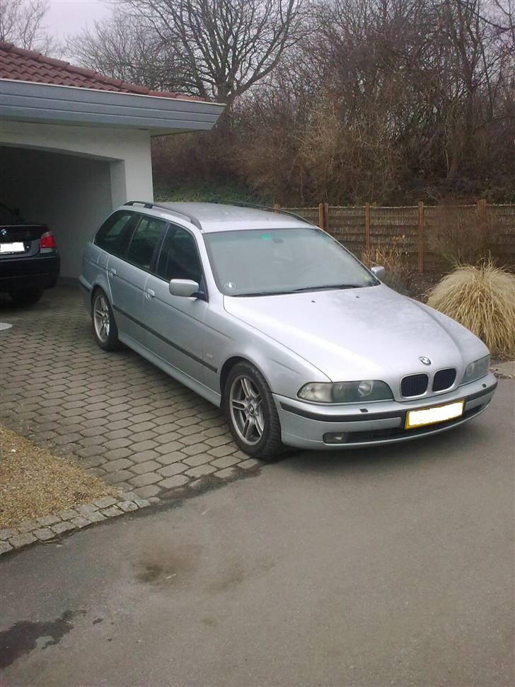 BMW 540i**Solgt** billede 1