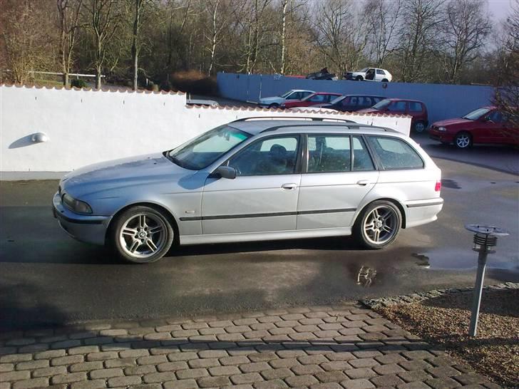 BMW 540i**Solgt** billede 4
