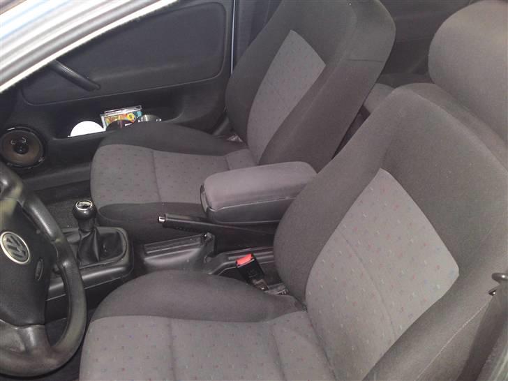 VW Passat 3B Limousine SOLGT billede 4