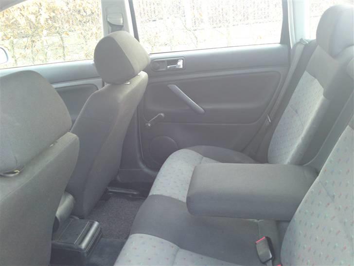 VW Passat 3B Limousine SOLGT billede 5