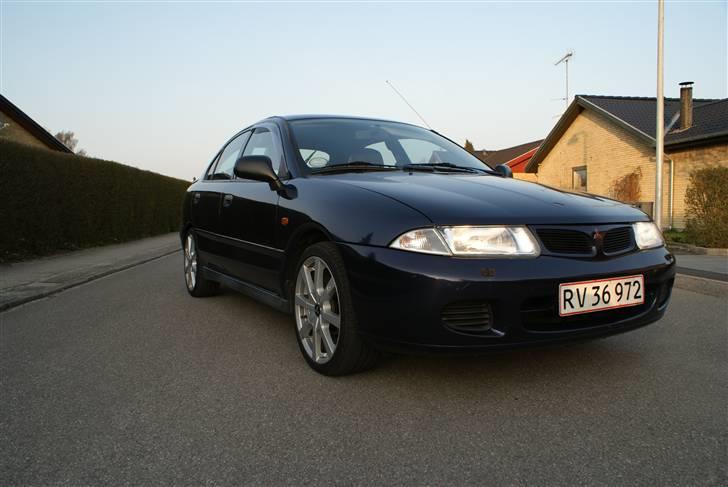 Mitsubishi Carisma 1.6 GLX >>SOLGT<< billede 4