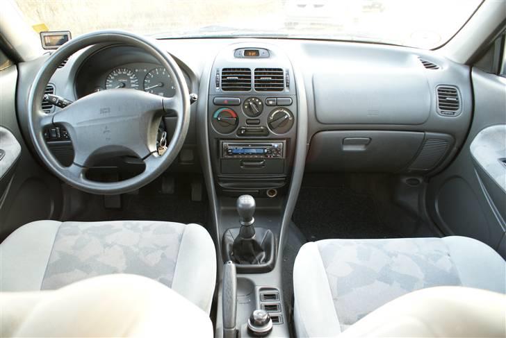 Mitsubishi Carisma 1.6 GLX >>SOLGT<< billede 6