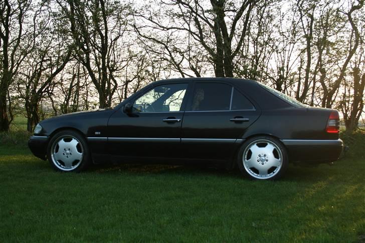 Mercedes Benz C250 solgt billede 8