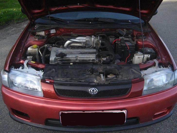 Mazda 323 HB billede 7