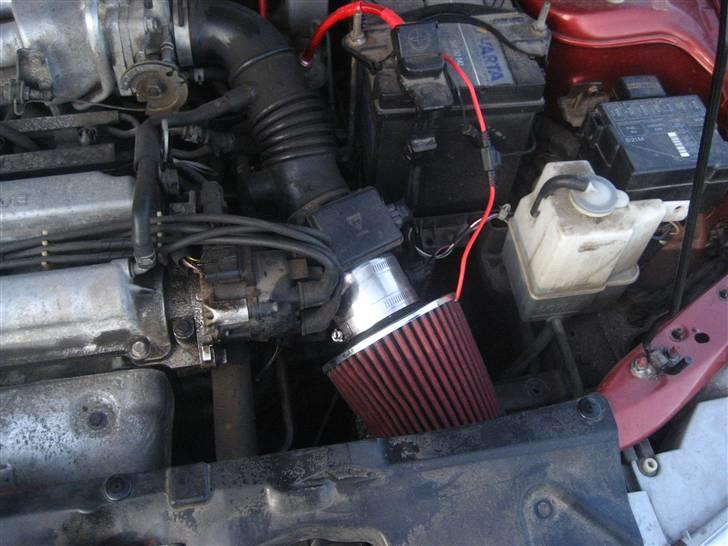 Mazda 323 HB billede 8