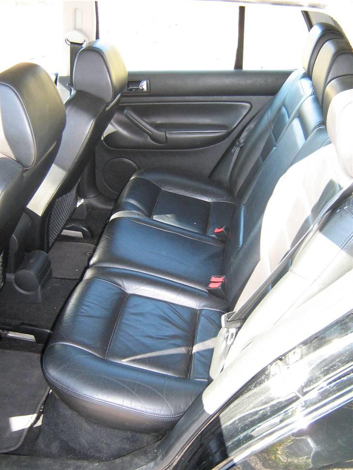 VW Golf 4 1.9 TDI Solgt - Lækker læder stue billede 8