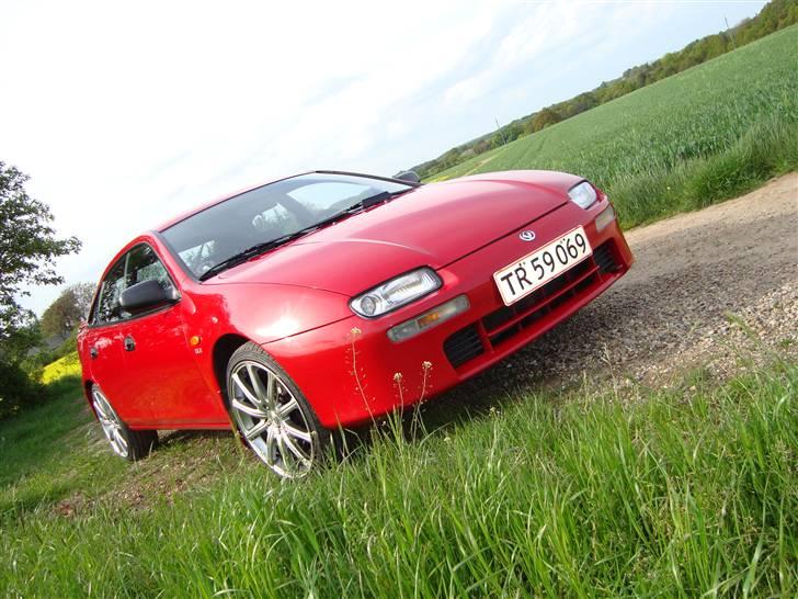 Mazda 323F BA GLX billede 8