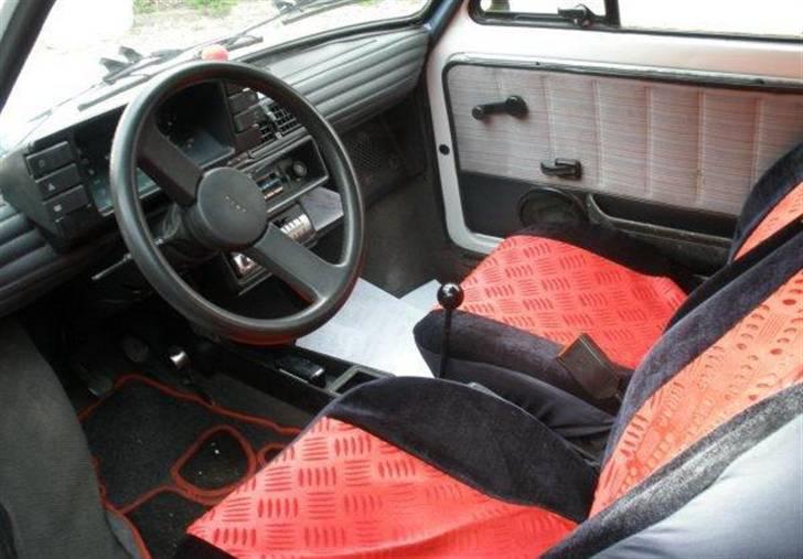 Fiat 126 BIS - Solgt! - BIlen indvendig. :) billede 7