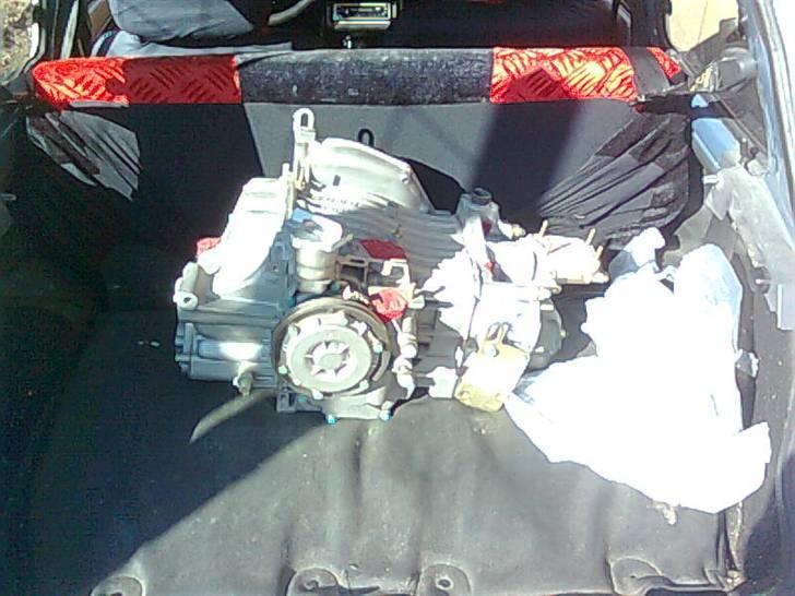 Fiat 126 BIS - Solgt! - Motor bag i bilen :D billede 9