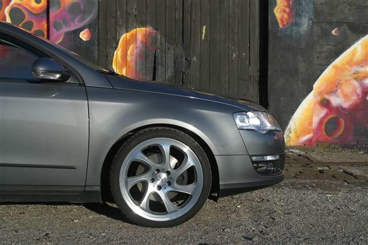 VW Passat 3C 2.0TDI - Solgt billede 3