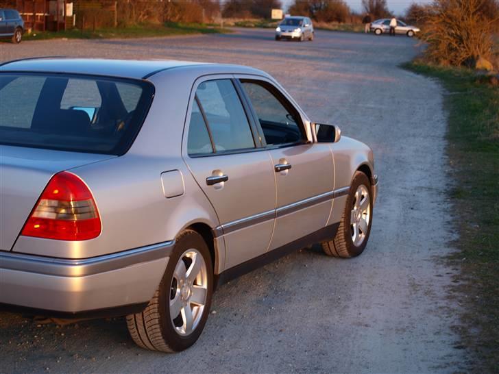 Mercedes Benz C 180 Elegance TIL SALG billede 10