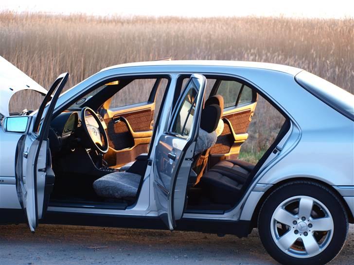 Mercedes Benz C 180 Elegance TIL SALG billede 13