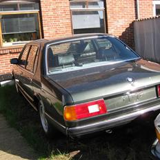 BMW 735i E23 Limousine