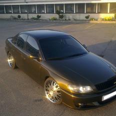 Opel Omega B 2.5 V6