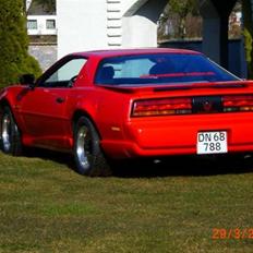 Pontiac Trans Am GTA