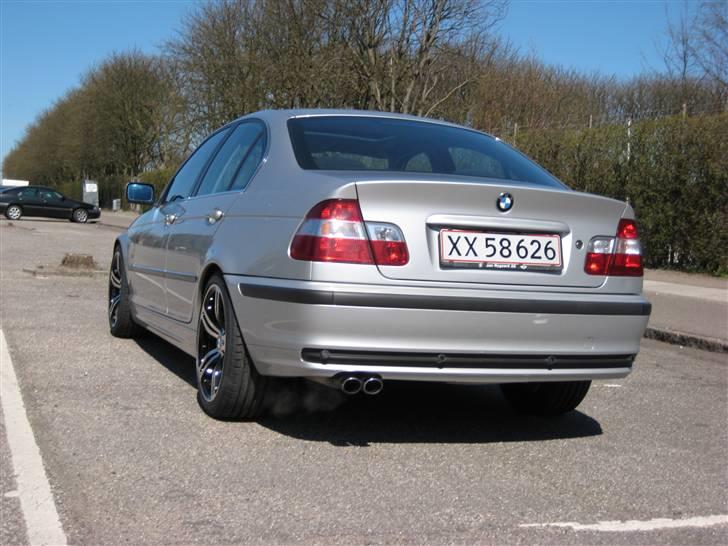 BMW 330i  *SOLGT* billede 8