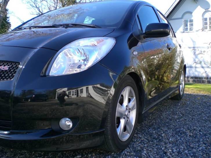 Toyota Yaris 1,3 Sol 5d SOLGT billede 8