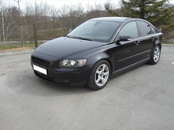 Volvo S40 T5 -SOLGT- billede 1