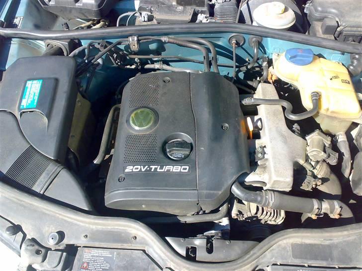 VW Passat 1.8T St.car SOLGT - Dejlig motor med masser af muligheder :-) billede 4