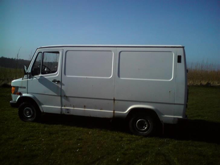 Mercedes Benz 308 D billede 2