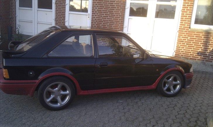 Ford Escort XR3i    (skrottet) billede 4