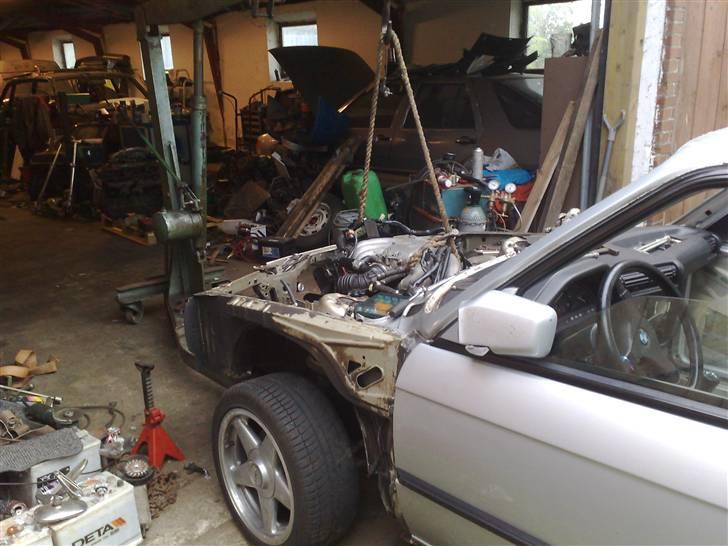 BMW e30 Coupé solgt billede 2