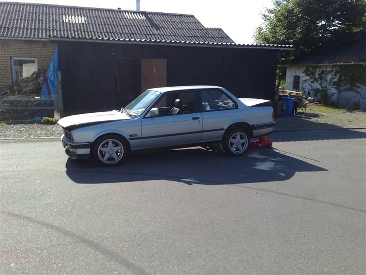 BMW e30 Coupé solgt billede 8