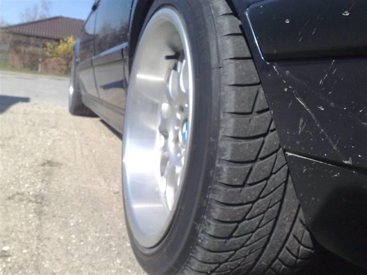 BMW E34 524TD SOLGT billede 2