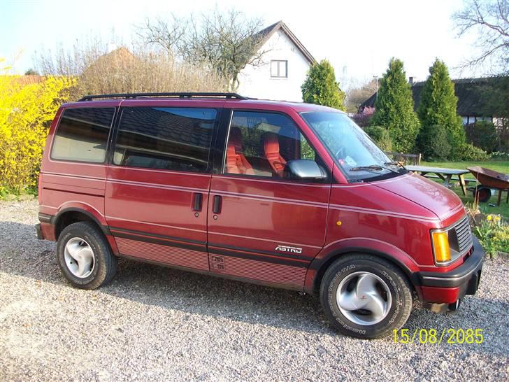Chevrolet astro van AKA ."Bangbus". billede 1