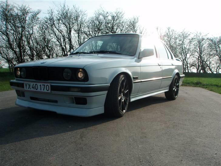 BMW E30 billede 6
