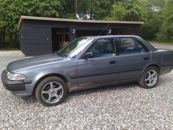 Toyota Carina II 1.6 XLI S-serie billede 1