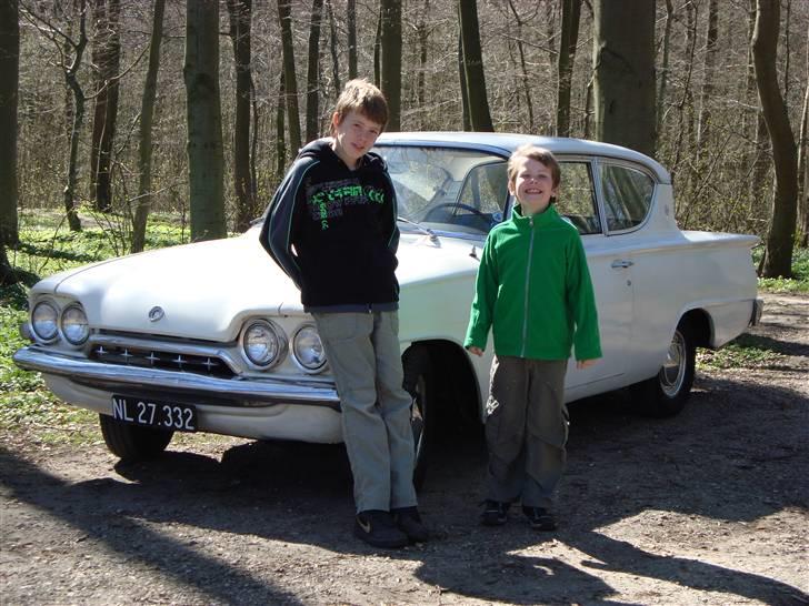 Ford Consul 315 starmagicar - "Mine børn" i skoven... billede 15