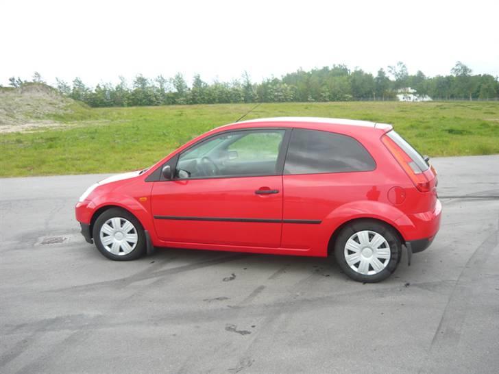 Ford Fiesta *Solgt* billede 3