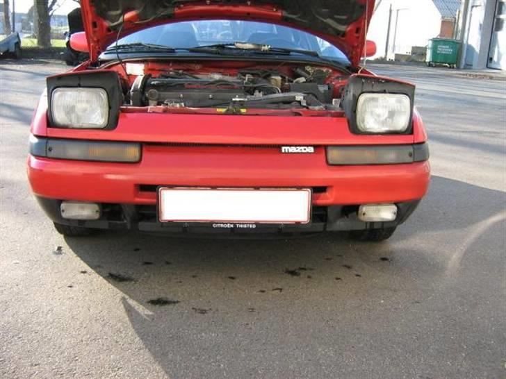 Mazda 323f GT (solgt) billede 1