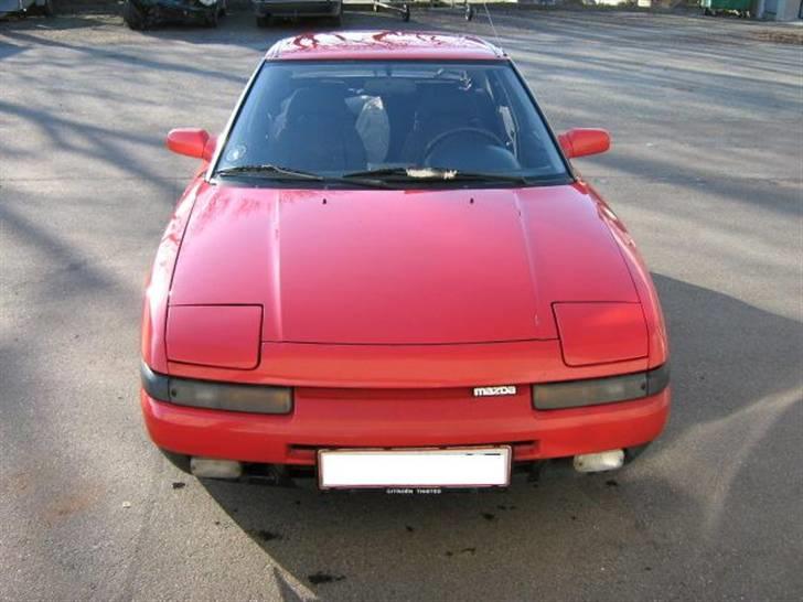 Mazda 323f GT (solgt) billede 2