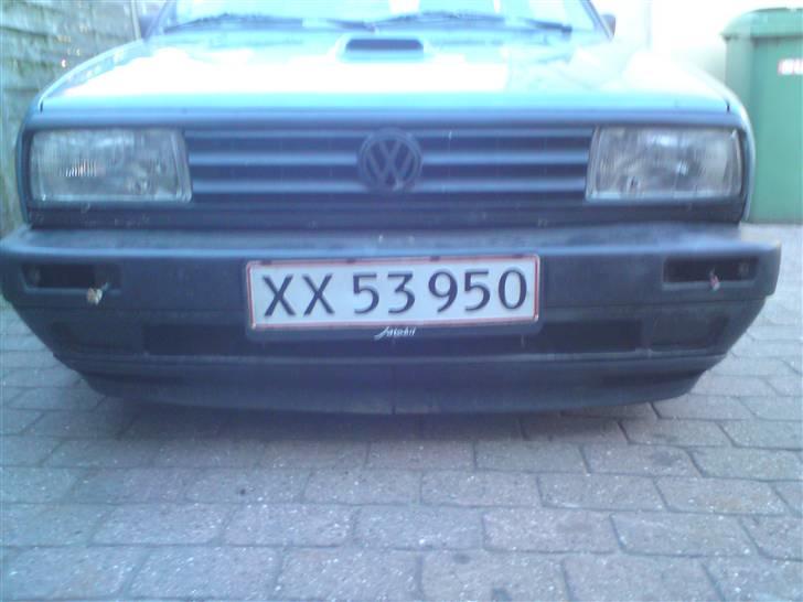 VW golf II GTI 16v solgt - så er den ved at blive hel igen... billede 1
