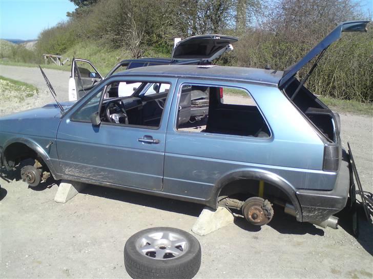 VW golf II GTI 16v solgt - så da fant jeg min bil efter den var blivet stjålet..... billede 7