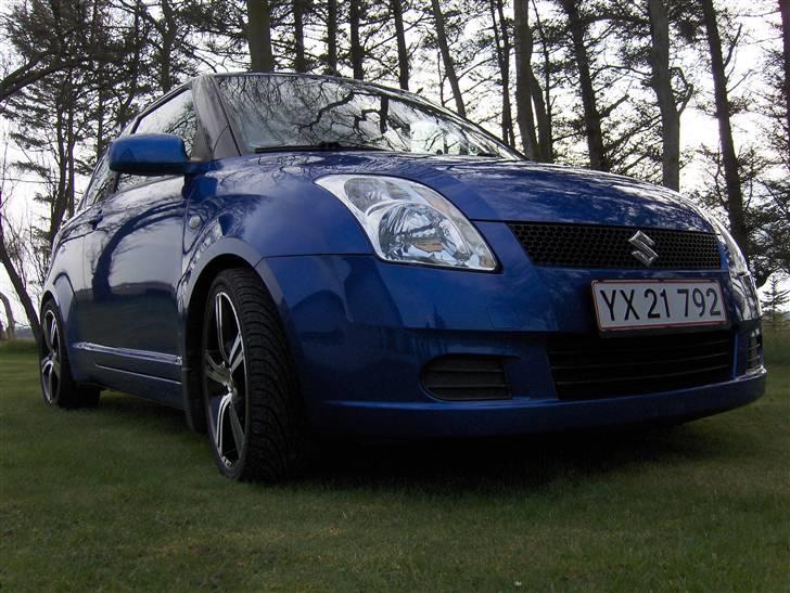 Suzuki swift 1,5 GL-A **Solgt** billede 15