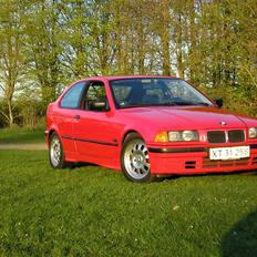 BMW 316i Compact