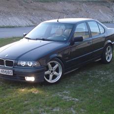 BMW E36 325I Solgt