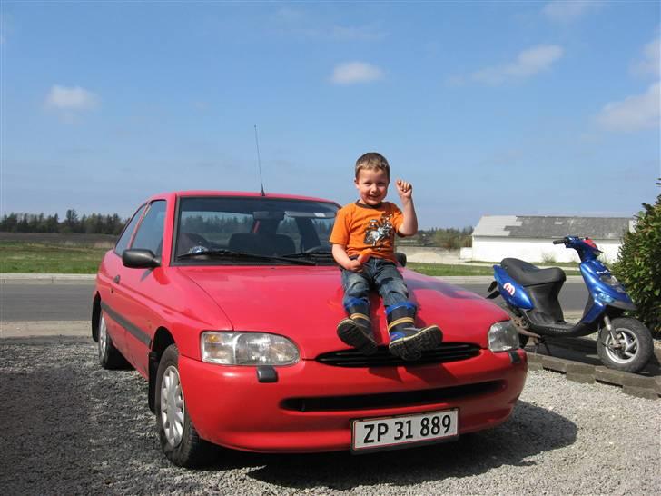 Ford escort SOLGT billede 4