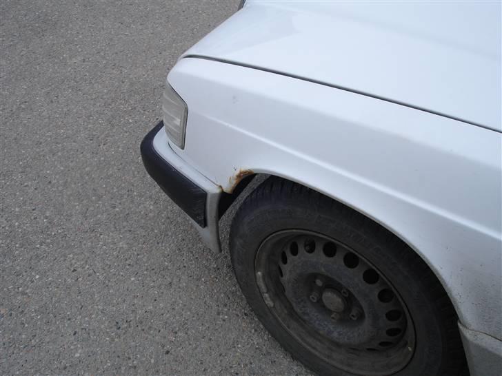 Mercedes Benz 190 billede 4