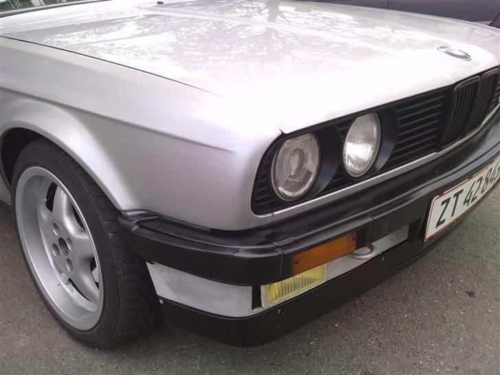 BMW 320i e30 ( SOLGT ) billede 10